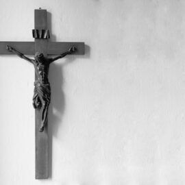 Esposizione del crocifisso nelle aule scolastiche e libertà di religione